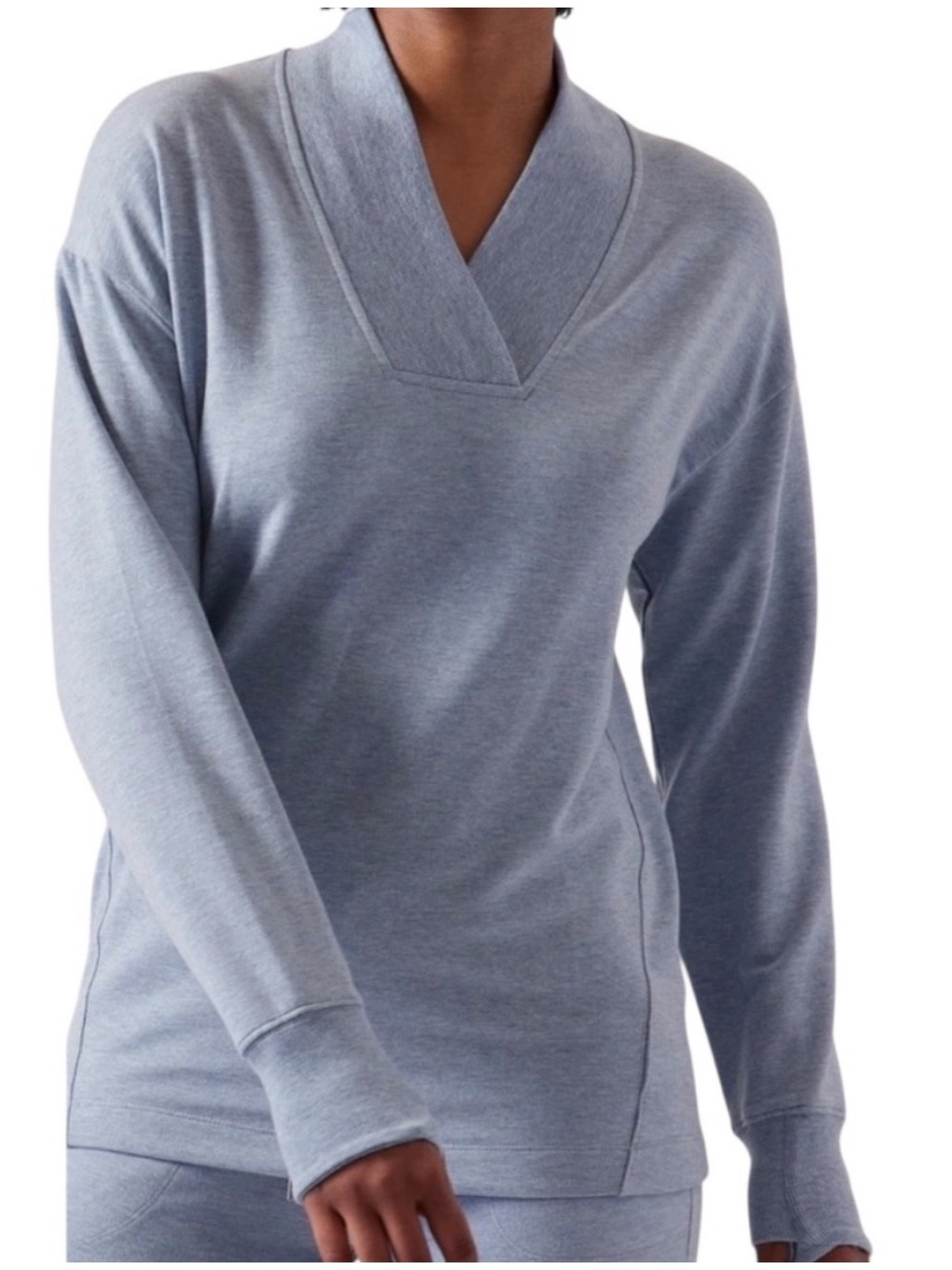 Athleta Clarity V-Neck Sweatshirt in Heron Blue Heather Small